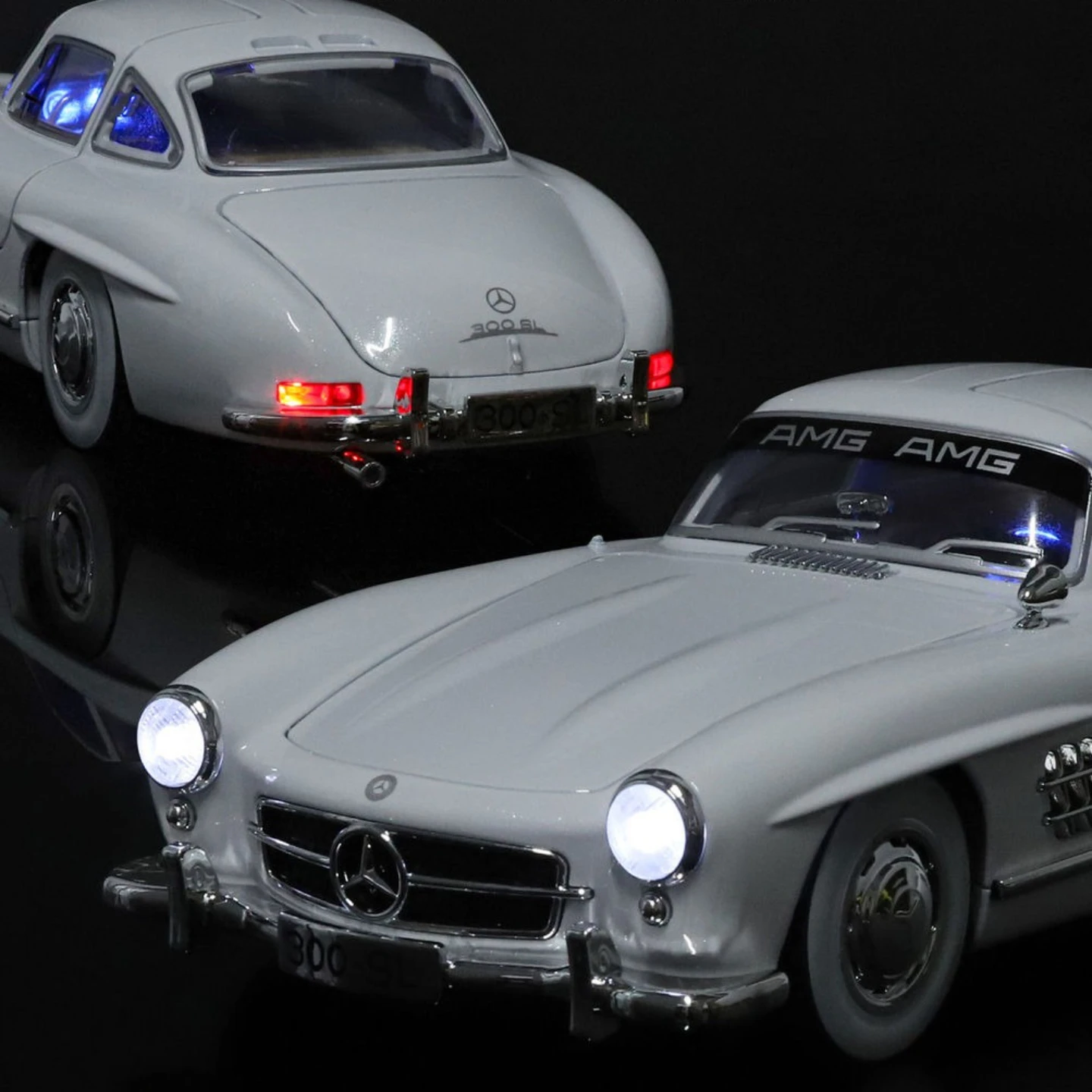 1:18 Mercedes-Benz 300SL Diecast Model 4 1:18 Mercedes-Benz 300SL Diecast Model - Image 4