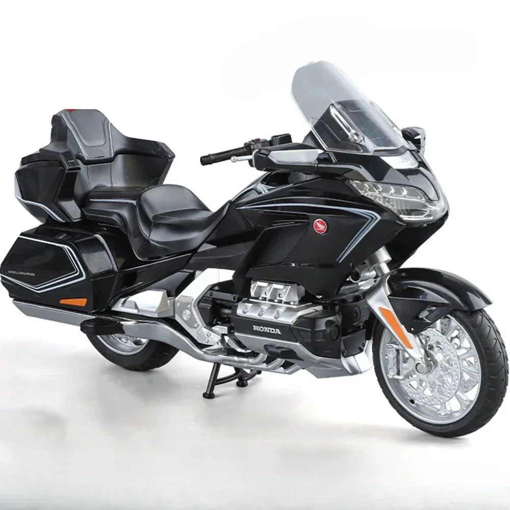 1:11 Honda Gold Wing GL800 Motorcycle Model 8 1:11 Honda Gold Wing GL800 Motorcycle Model - Image 8