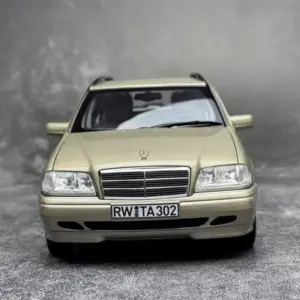 S735b668fc4a64c3b8fdd12831d0c2f1eE