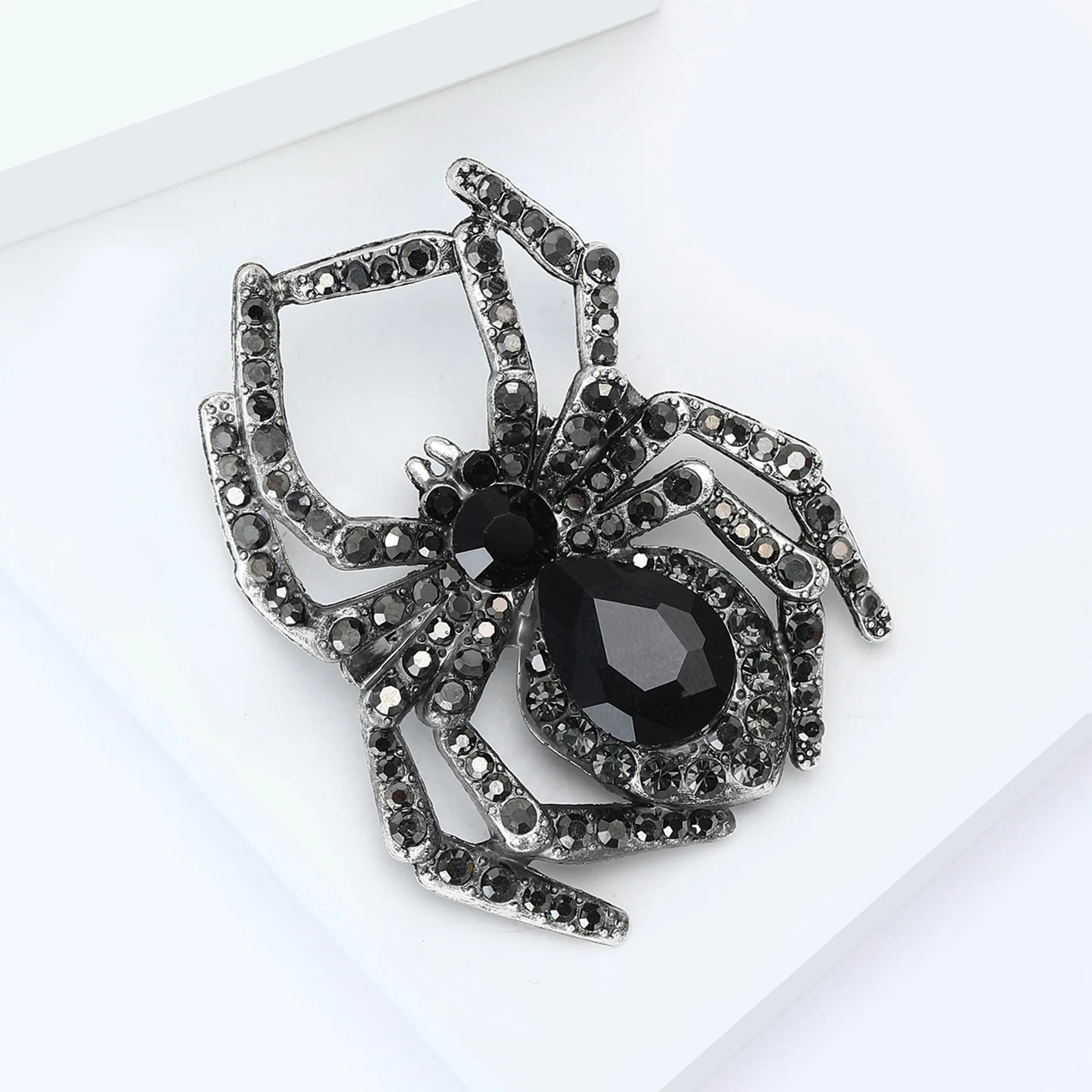 Unisex Spider Brooch Model XZ7413 with Gemstone 3 Unisex Spider Brooch Model XZ7413 with Gemstone - Image 3
