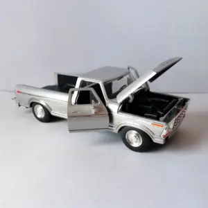 1979 F-150 Diecast Model in Alloy 13 S73dd243fc6f649758eb918cc25c64c2eB