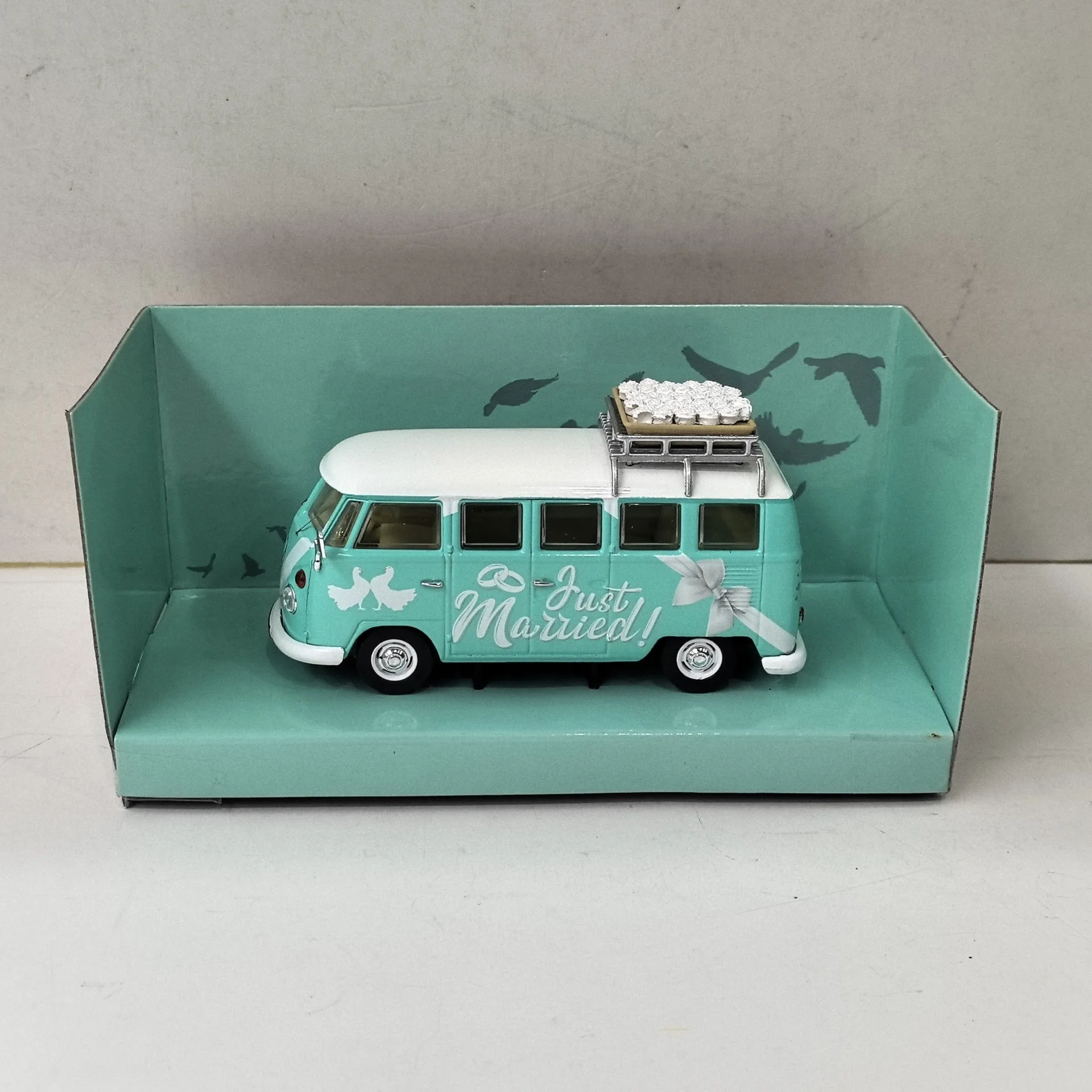 Vintage Mint Green VW T1 1/43 Diecast Model 2 Vintage Mint Green VW T1 1/43 Diecast Model - Image 2