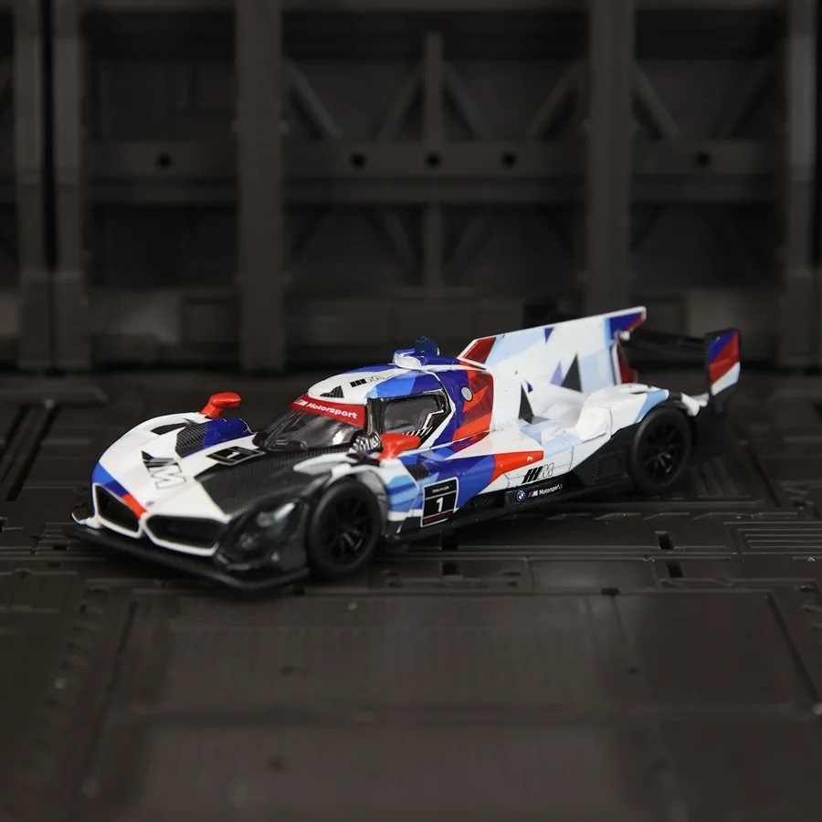 BMW M Hybrid V8 1:43 Scale Diecast Model 6 BMW M Hybrid V8 1:43 Scale Diecast Model - Image 6