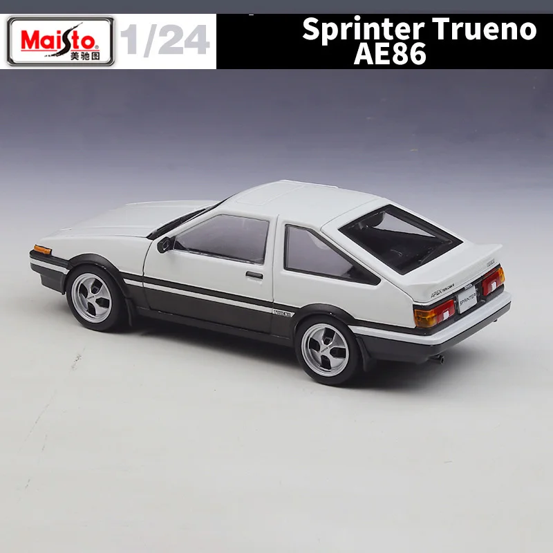 Toyota Sprinter Trueno AE86 Diecast Model 1:24 Scale 6 Toyota Sprinter Trueno AE86 Diecast Model 1:24 Scale - Image 6