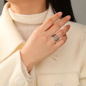 S7896710a900744d3b76541f4754137d6e