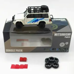 1/64 Scale Mitsubishi Pajero Diecast Model 12 S7982067fec4a413ebb0e8f6d8e80d3ad3