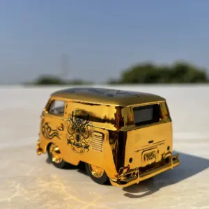 Gold Volkswagen T1 Van Model 1:64 Scale Collection 8 S79bf21296d454daf87d43b9379fed56bN