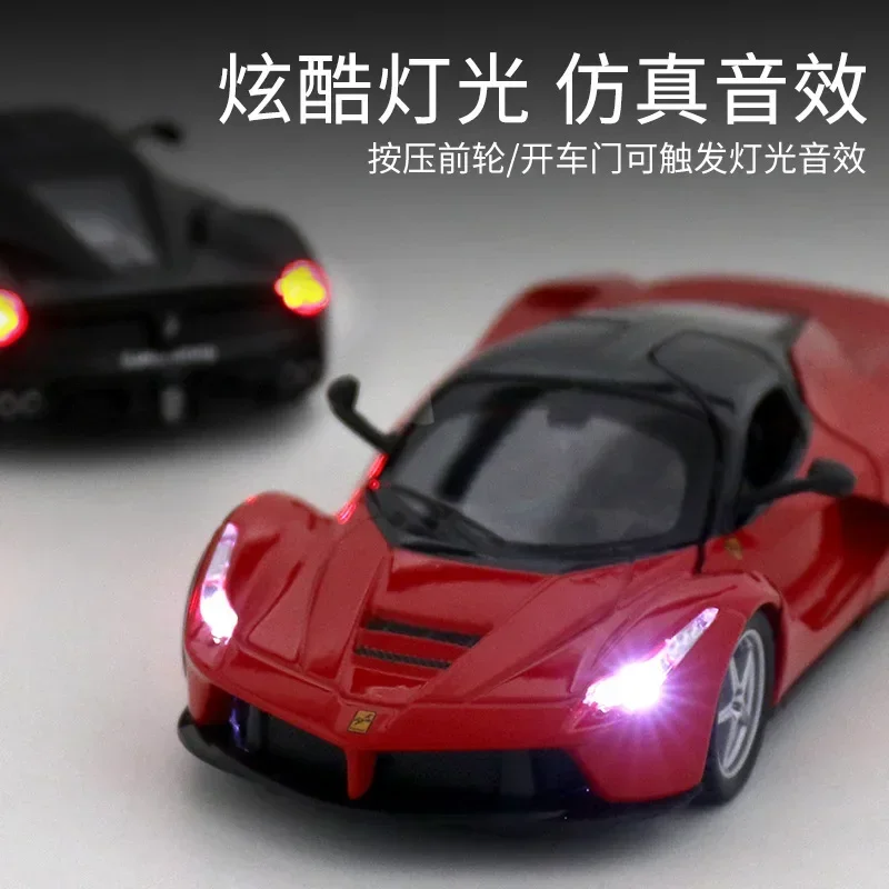 Ferrari LaFerrari 1:32 Diecast Model in Red 5 Ferrari LaFerrari 1:32 Diecast Model in Red - Image 5