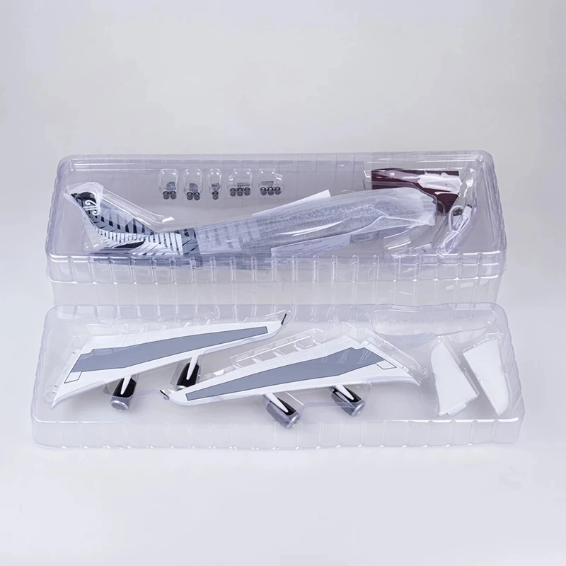New Zealand Airbus A380 Model 1:160 Scale 6 New Zealand Airbus A380 Model 1:160 Scale - Image 6