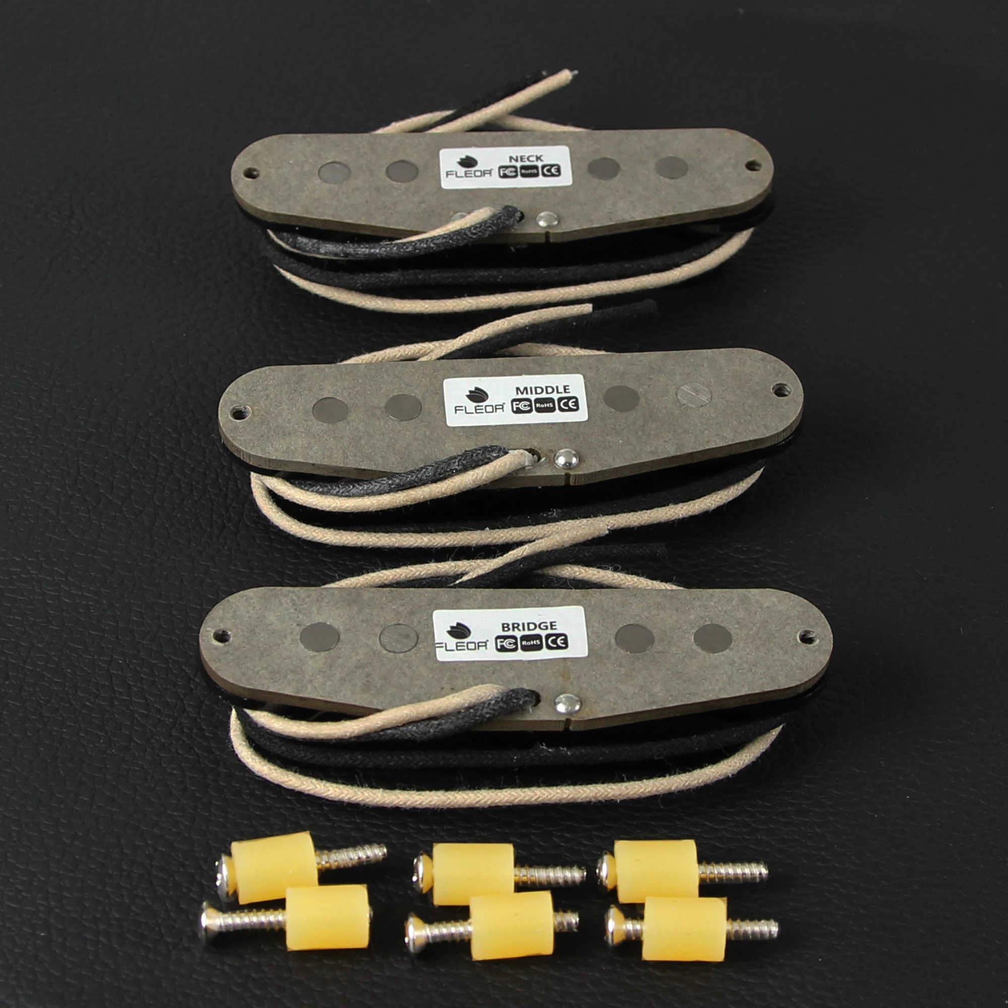 Vintage Alnico 5 Single Coil Guitar Pickup 4 Vintage Alnico 5 Single Coil Guitar Pickup - Image 4