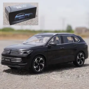 2025 VW Tiguan L PRO 1:18 Diecast Model 16 S7b807ec82fd64f29b19efa21f4c3deeao
