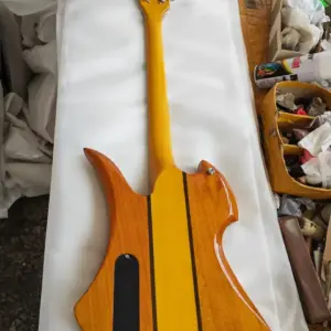 Yellow Burst Quilted Maple Electric Guitar 3 S7c051812b86040fba31d0637cbd423a49