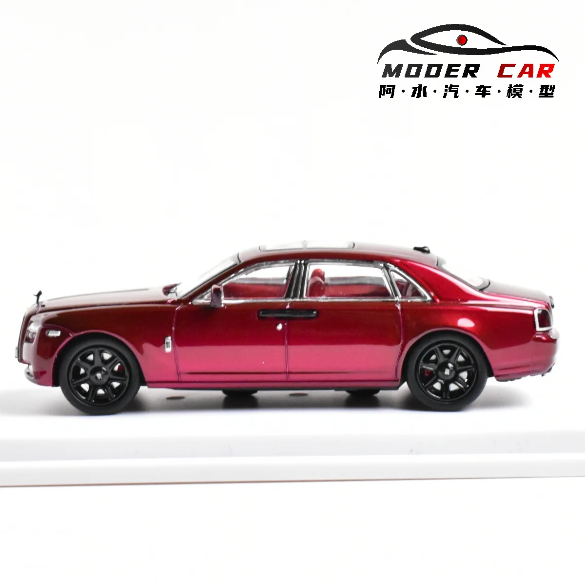 Vibrant Green Diecast Model Car for Collectors 6 Vibrant Green Diecast Model Car for Collectors - Image 6