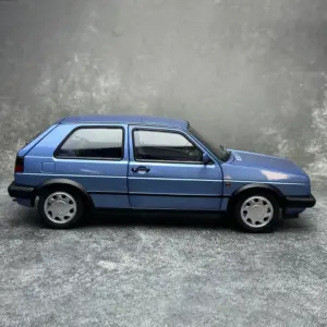 1988 VW Golf 1:18 Scale Die-Cast Model 10 S7d346a450dac4303b232ebc60bb9a3b1q