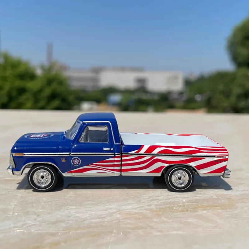 1976 Ford F150 1/64 Diecast Model Collector's Replica 3 1976 Ford F150 1/64 Diecast Model Collector's Replica - Image 3