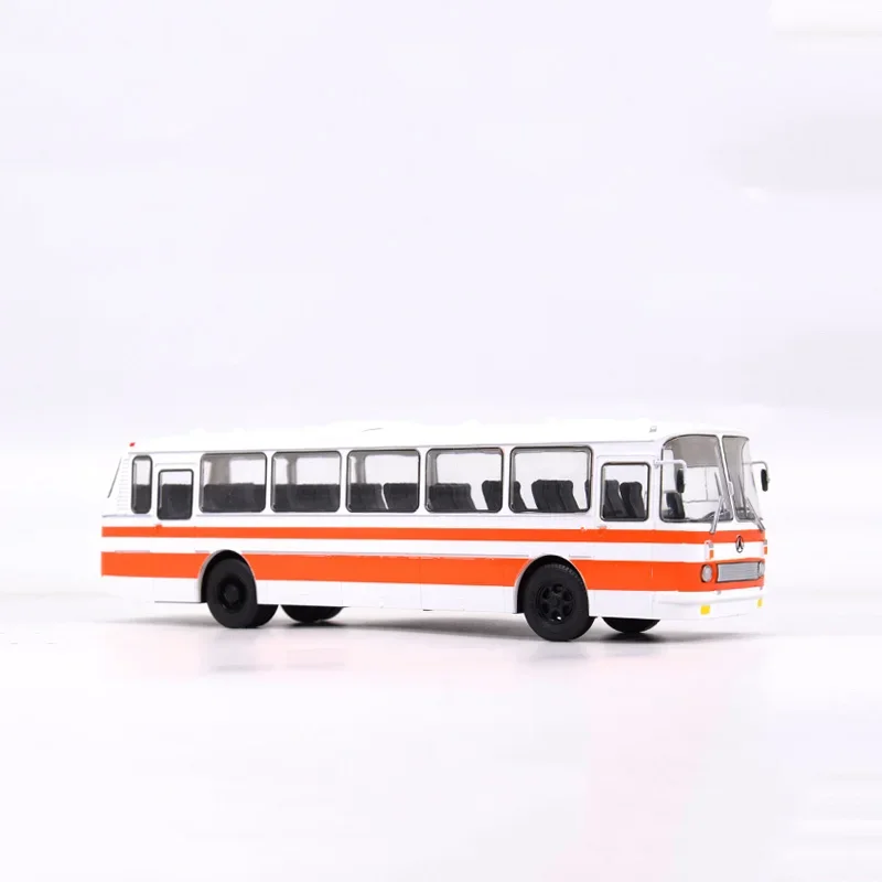 Soviet Ukraine LAZ699R Diecast Bus Model 1:43 3 Soviet Ukraine LAZ699R Diecast Bus Model 1:43 - Image 3