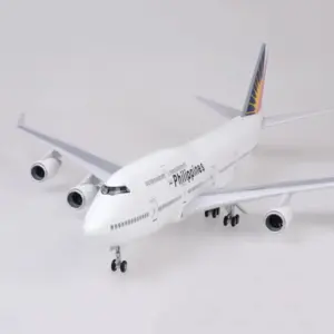 Boeing B747 1:150 Scale Resin Model with LED Light 8 S80036c8fb2074b0dbeacc511c84db7f7W