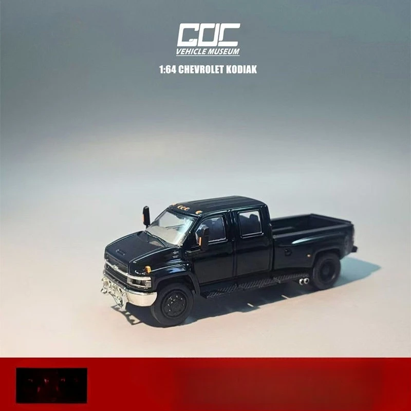 Diecast GMC Topkick C4500 Model Truck 3 Diecast GMC Topkick C4500 Model Truck - Image 3