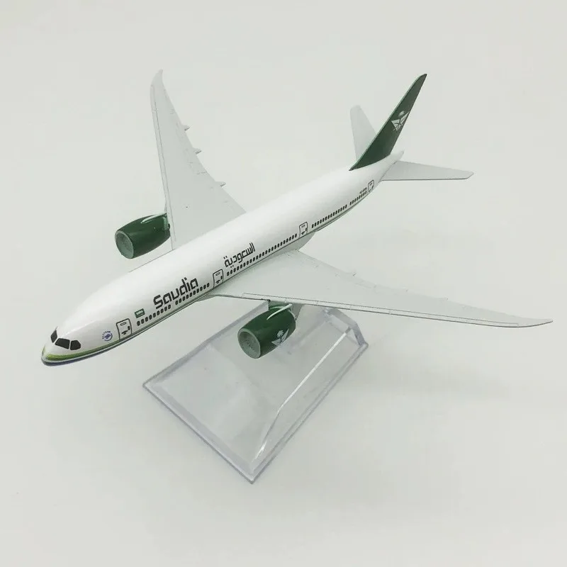 1/400 Saudi B787 Aircraft Model 4 1/400 Saudi B787 Aircraft Model - Image 4