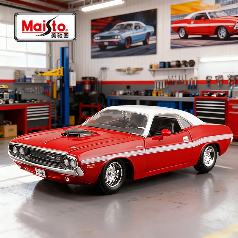 1970 Dodge Challenger R/T 1:24 Scale Diecast Model 6 1970 Dodge Challenger R/T 1:24 Scale Diecast Model - Image 6