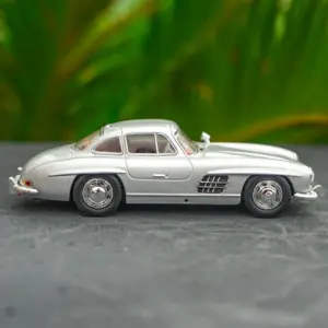 Mercedes-Benz 300 SL Coupe Model 1:43 Scale 8 S8203e9c6e16b4d5ebf0aff3a566e798cF