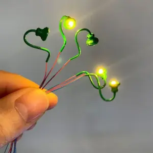 Miniature Green Wall Lamp for Models 17 S82cbe94bb3514b55b68753c95440ea191