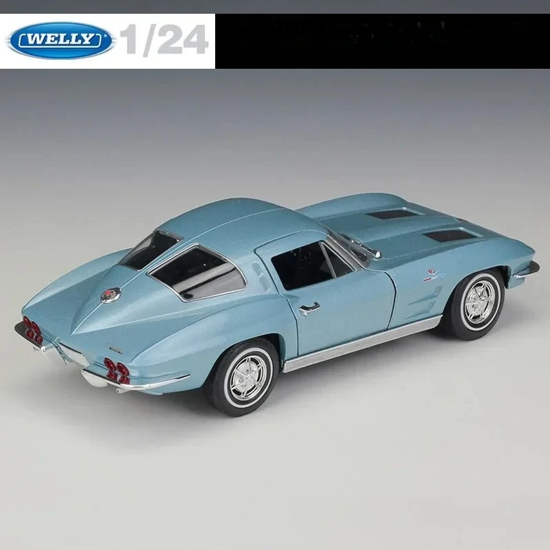 1963 Chevrolet Corvette Diecast Model 4 1963 Chevrolet Corvette Diecast Model - Image 4