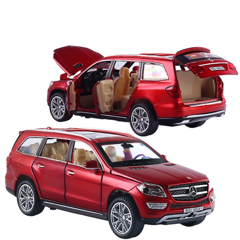 1:32 Scale Mercedes-Benz GL500 Diecast SUV Model 10 1:32 Scale Mercedes-Benz GL500 Diecast SUV Model - Image 10