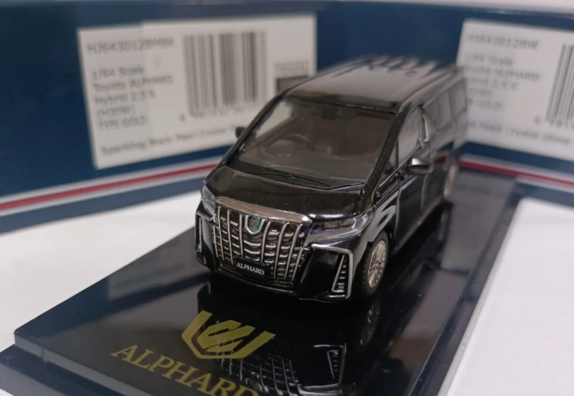 1:64 Scale Toyota Alphard Diecast Model 2 1:64 Scale Toyota Alphard Diecast Model - Image 2
