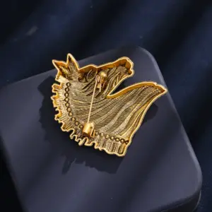 Elegant Silver Horsehead Brooch with Rhinestones 10 S8575e5f4b65244078f74d017b652ef11v 1