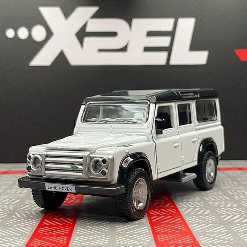 Land Rover Defender 1/36 Diecast Model Black 9 Land Rover Defender 1/36 Diecast Model Black - Image 9
