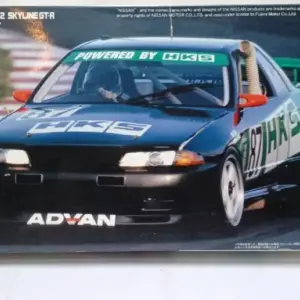 Nissan GT-R R32 Diecast Model 1:24 7 S871bfdfdb0224040a936c90eae3b6a7fK