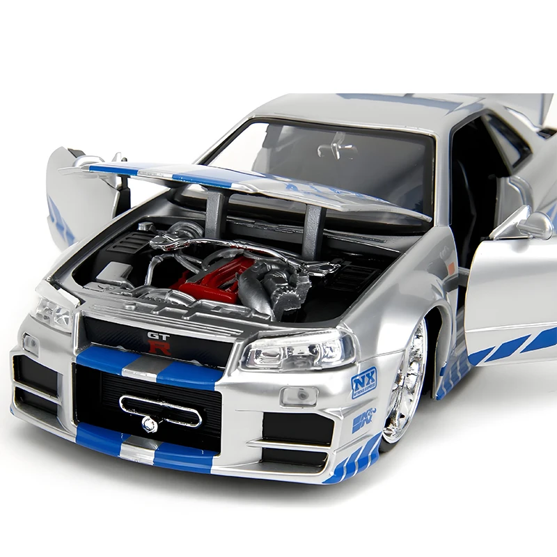 Nissan Skyline GTR R34 1:24 Diecast Model 6 Nissan Skyline GTR R34 1:24 Diecast Model - Image 6