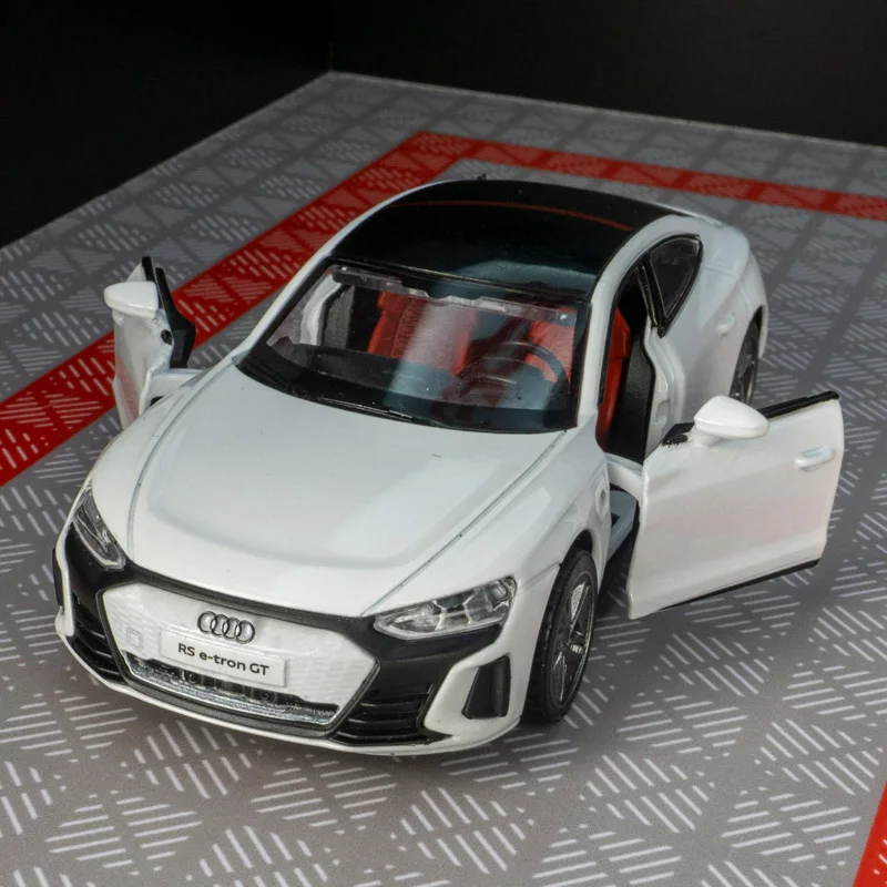 Audi RS e-tron GT 1:36 Diecast Model in Grey 5 Audi RS e-tron GT 1:36 Diecast Model in Grey - Image 5