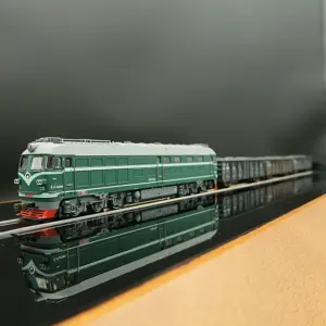 N Scale Vintage Train Set by MODEL RTR 7 S8818692bec3e437f9d38910367795511g