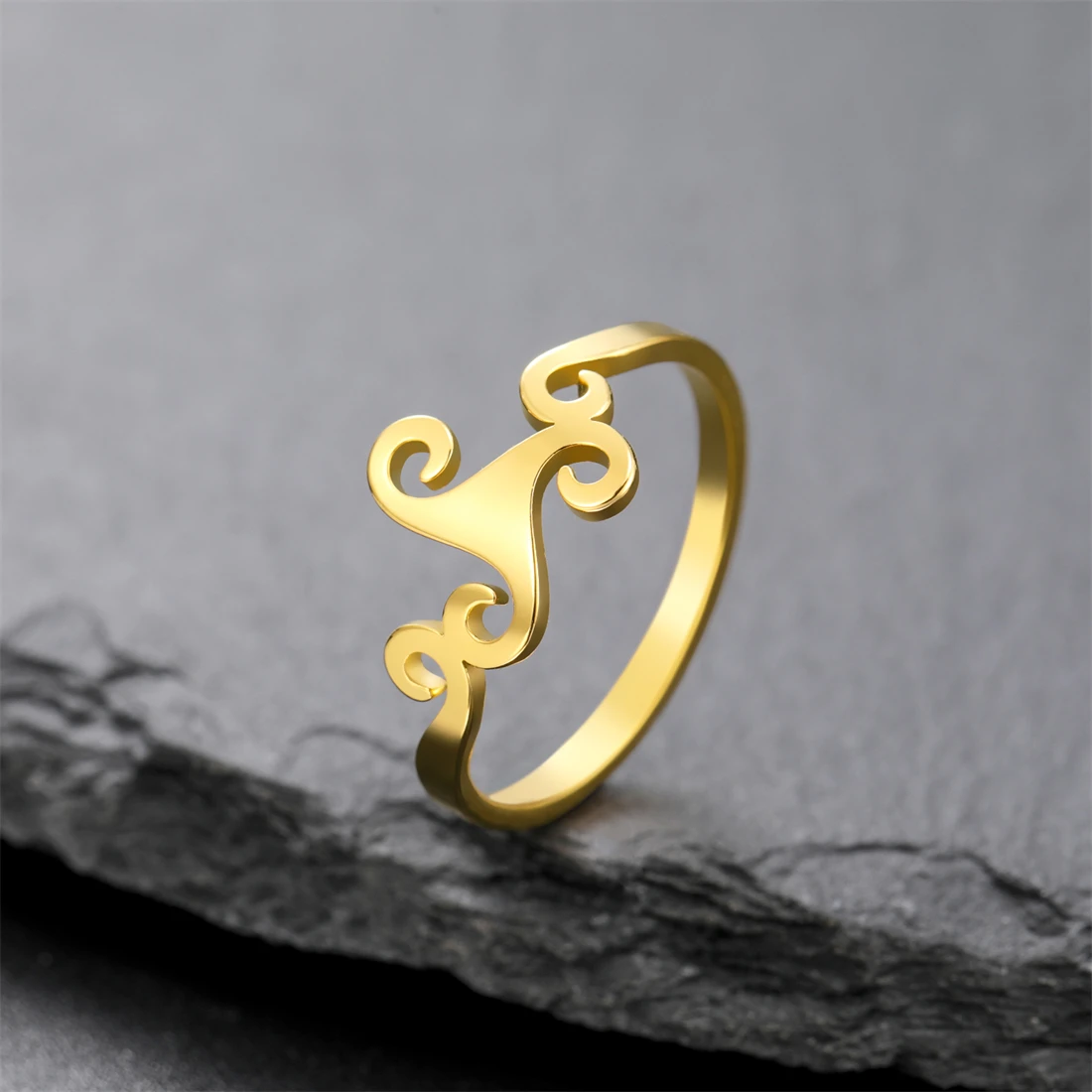 Stainless Steel Unisex Triskele Ring 3 Stainless Steel Unisex Triskele Ring - Image 3