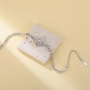 S8aa07451c0a1471eb94c4816527bdb8ba