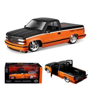 1:24 Toyota Tacoma TRD Pro Die-Cast Model 8 S8ace8cd547bb4e6694f6e4896bb498bca