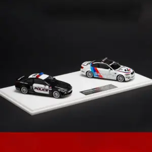 BMW M3 E92 Police Diecast Model Set 1/64 Scale 17 S8c1126e2d0b94ab6ad3135a65c0e9ccao