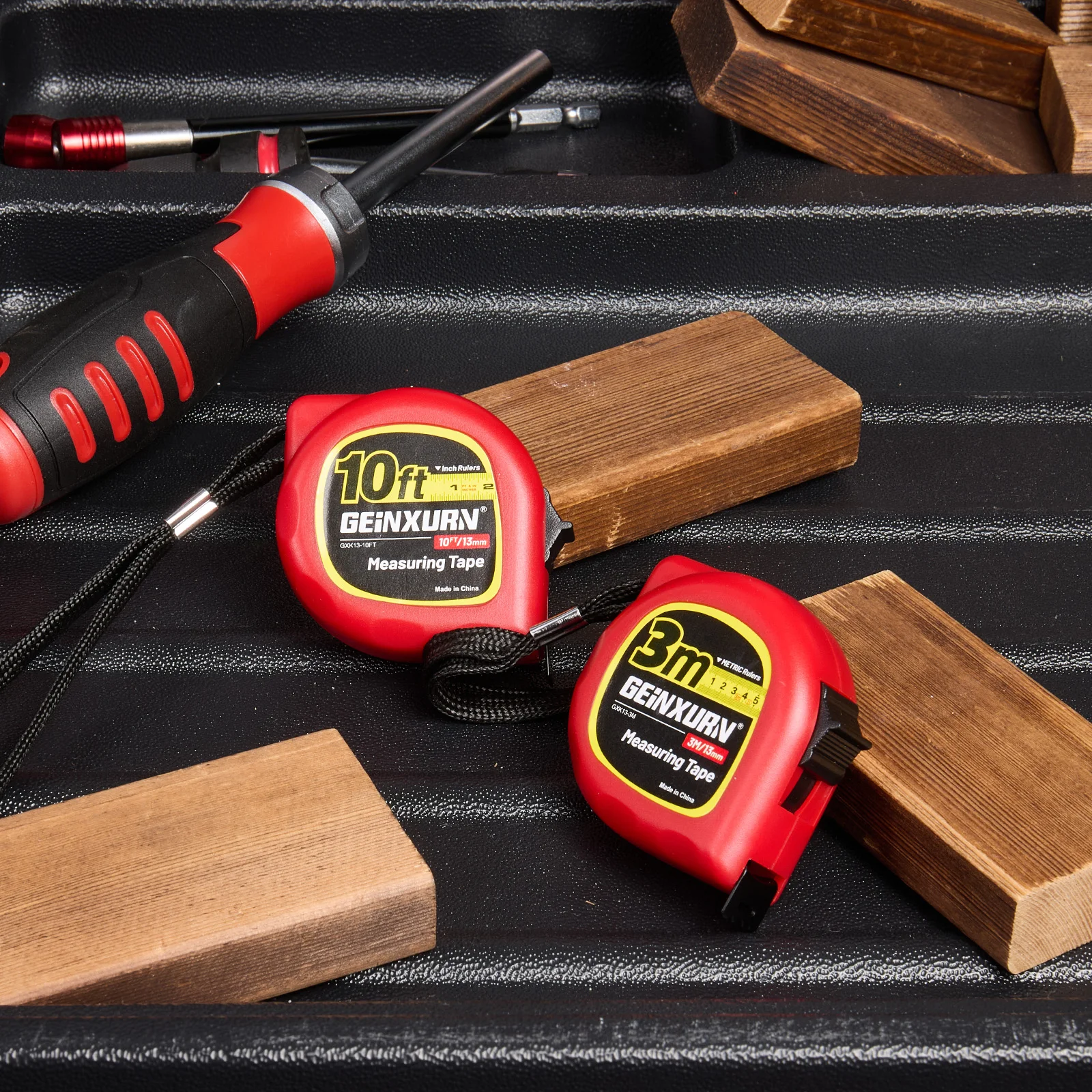 3M 3-Meter Dual-Scale Tape Measure with Lock 6 3M 3-Meter Dual-Scale Tape Measure with Lock - Image 6