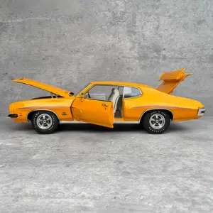 1971 GTO Judge Model Diecast 1:18 Yellow 13 S8cd91a69909d42f784395f7cdb7ab1fay