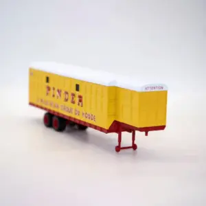Vibrant PINDER carnival transport model 1:64 8 S8e1d19e265864c9a9036371da6e02fe7U