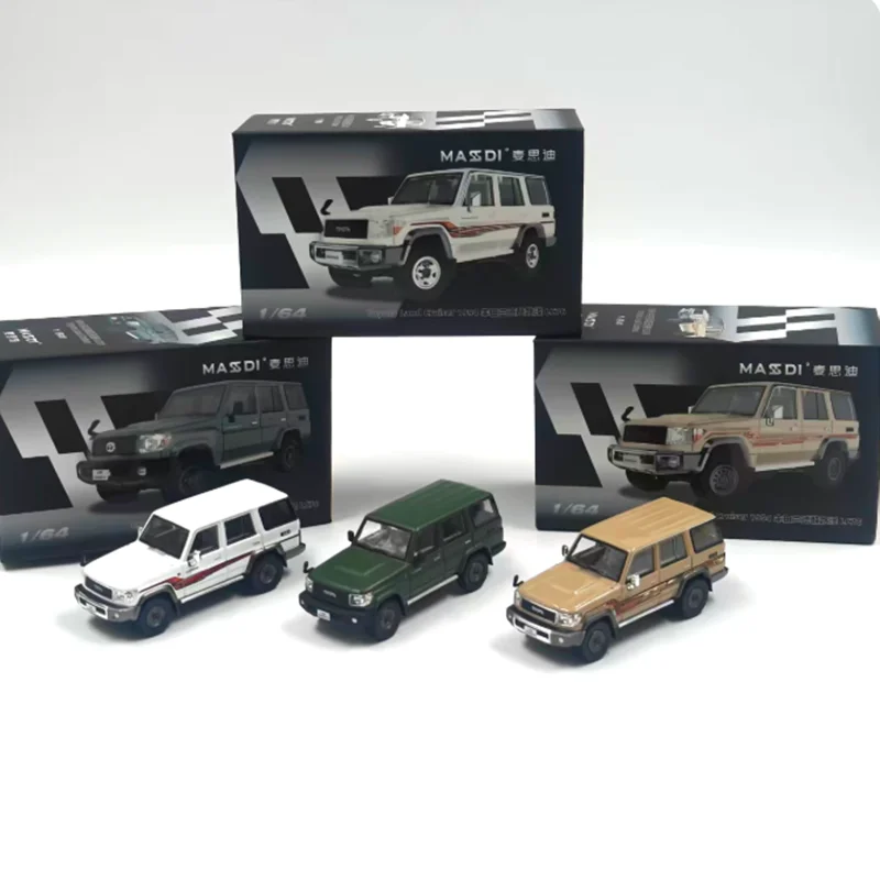1994 Land Cruiser LC76 Diecast Model 1/64 Scale 6 1994 Land Cruiser LC76 Diecast Model 1/64 Scale - Image 6