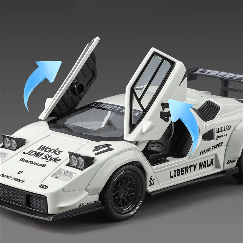 Red 1:32 Diecast Sports Car Model 4 Red 1:32 Diecast Sports Car Model - Image 4