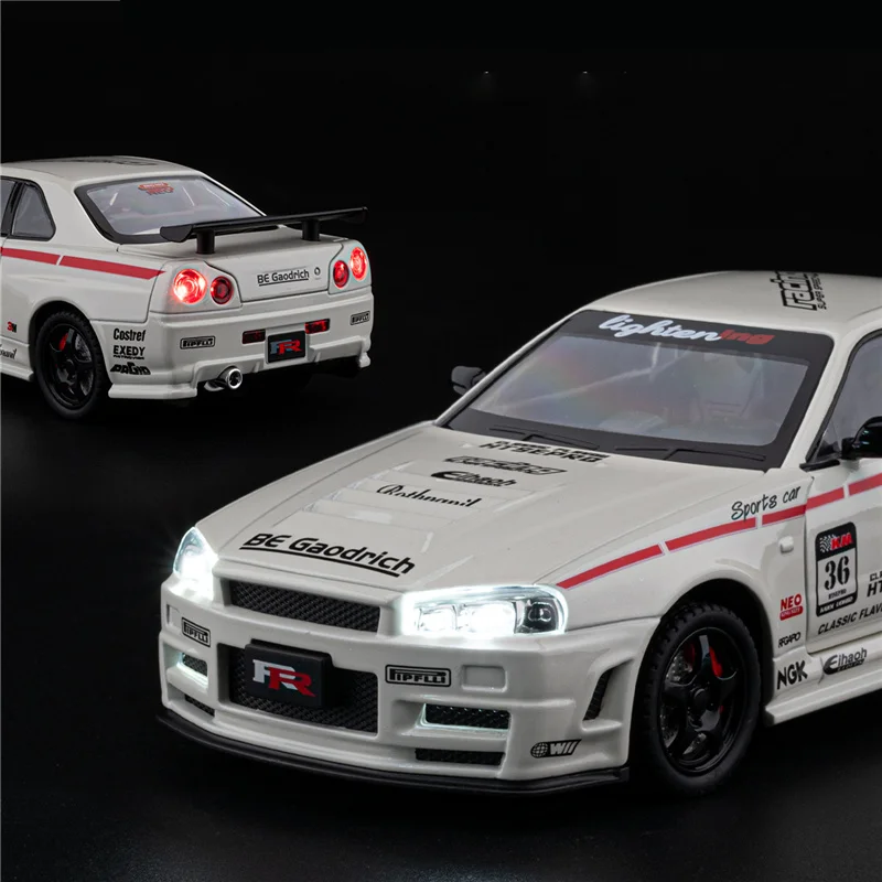 Gold Nissan Skyline R34 GT-R Model 1:24 Scale 3 Gold Nissan Skyline R34 GT-R Model 1:24 Scale - Image 3