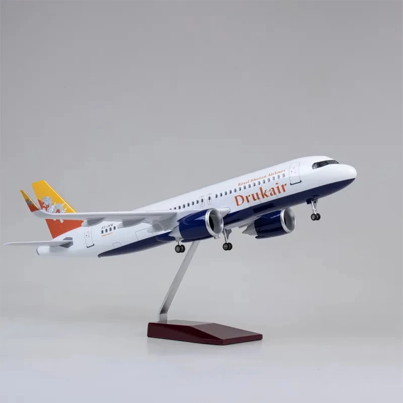 A320 Bhutan Airlines Resin Model with Lights 3 A320 Bhutan Airlines Resin Model with Lights - Image 3
