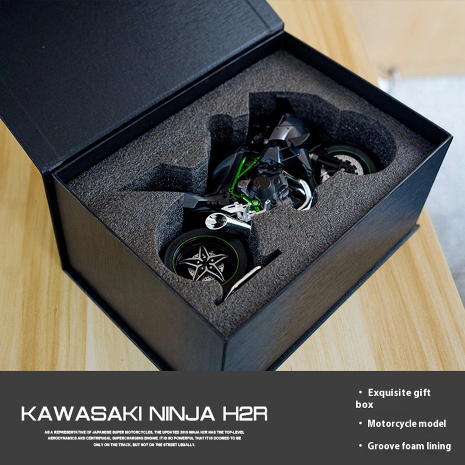 Kawasaki H2R V4S 1:9 Diecast Motorcycle Model 2 Kawasaki H2R V4S 1:9 Diecast Motorcycle Model - Image 2