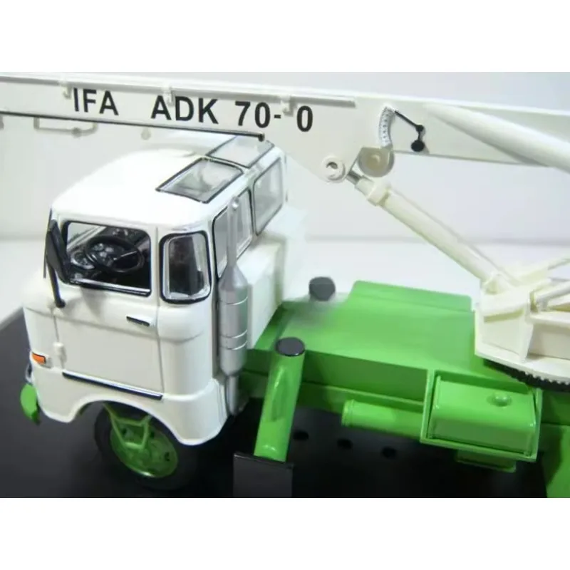 1968 IFA W50 ADK 70 Crane Model for Collectors 4 1968 IFA W50 ADK 70 Crane Model for Collectors - Image 4