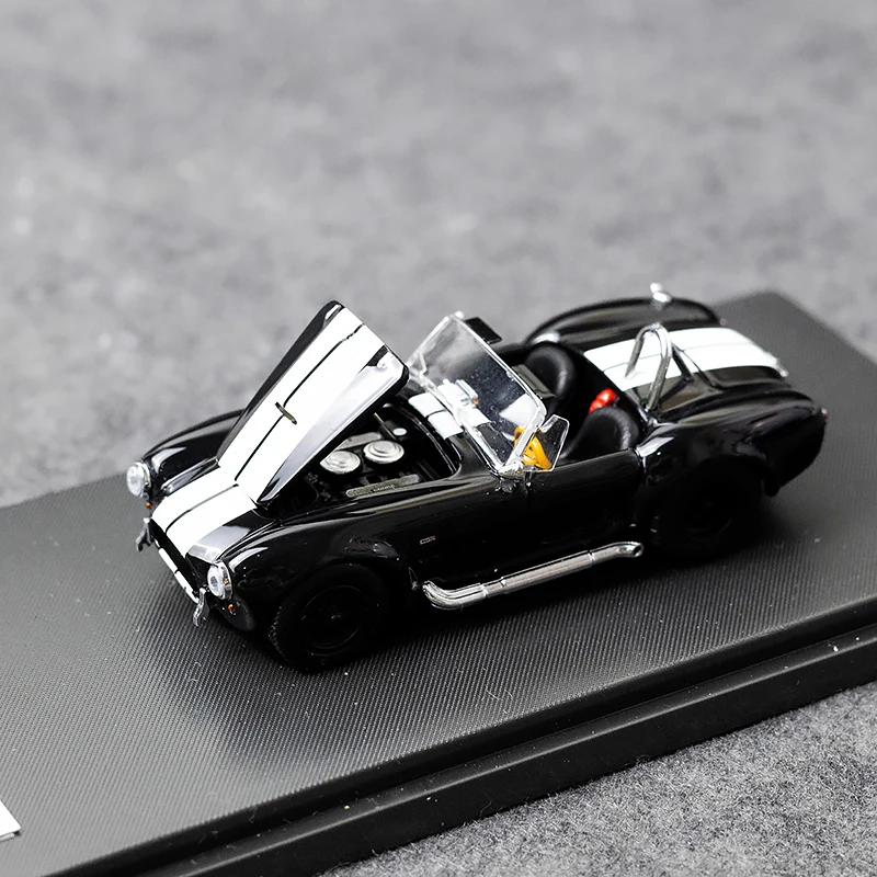 Shelby 427 COBRA Diecast Model 1:64 Scale 8 Shelby 427 COBRA Diecast Model 1:64 Scale - Image 8