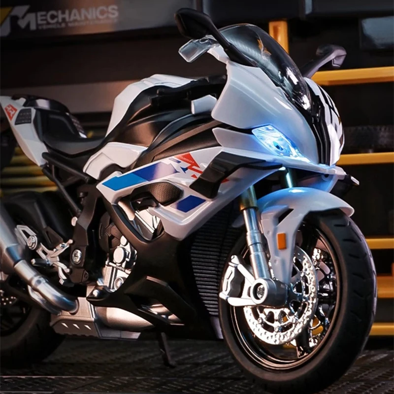 BMW S1000RR M 1/12 Scale Diecast Model 2 BMW S1000RR M 1/12 Scale Diecast Model - Image 2